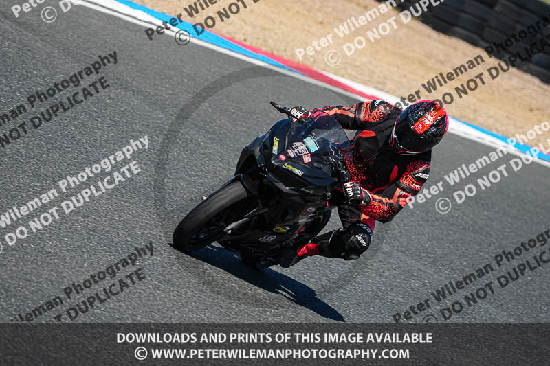 enduro digital images;event digital images;eventdigitalimages;mallory park;mallory park photographs;mallory park trackday;mallory park trackday photographs;no limits trackdays;peter wileman photography;racing digital images;trackday digital images;trackday photos